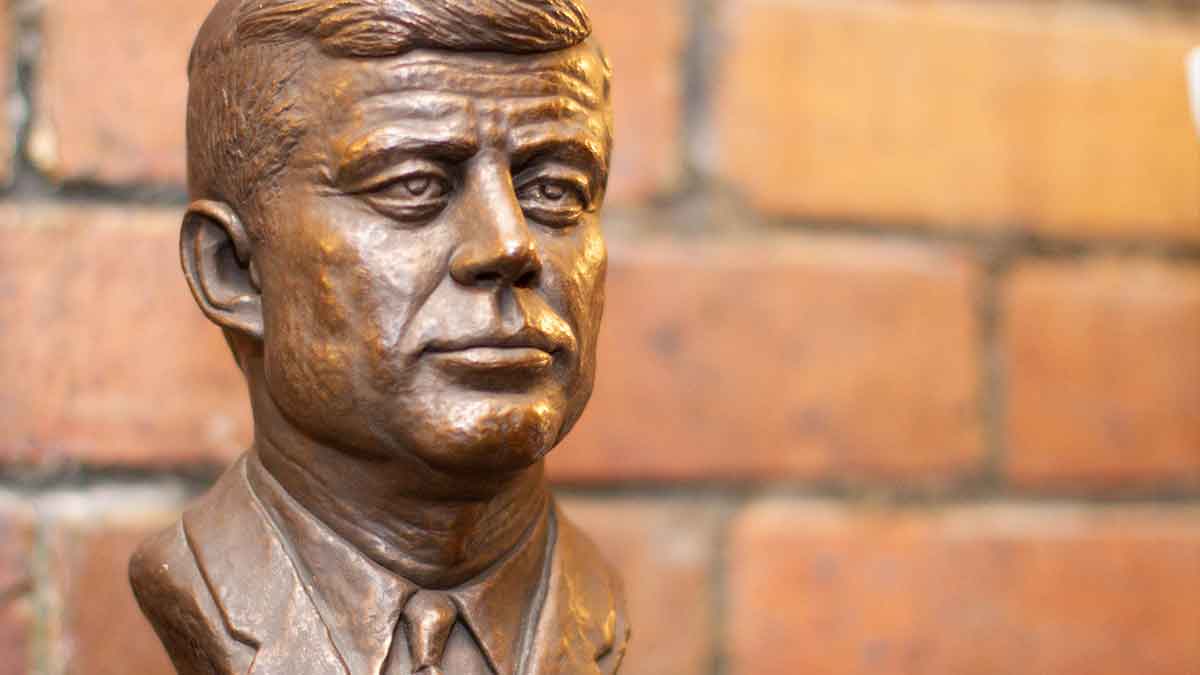 Bronze bust of John F. Kennedy